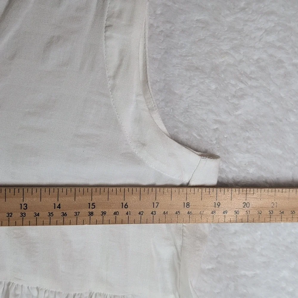 537-NWT Anthropologie Cream Sleeveless Blouse - Picture 6 of 8